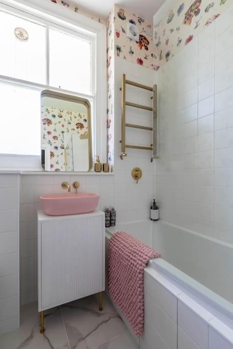 Wolverdene - Entire Ground Floor Flat With Garden Margate Exterior foto